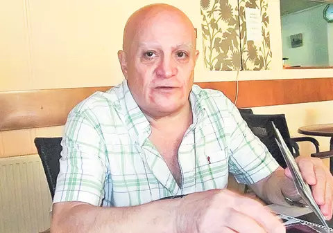 EXCLUSIV LIBERTATEA | Axinte, acuzat de actorul Ioan Mihai că nu i-a dat datoria nici la necaz: «N-am avut bani s-o îngrop pe mama!»