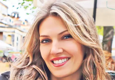 «Zeița Știrilor» greceşti, la Bruxelles