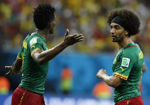 Camerunezii s-au bătut între ei după meciul cu Croaţia!