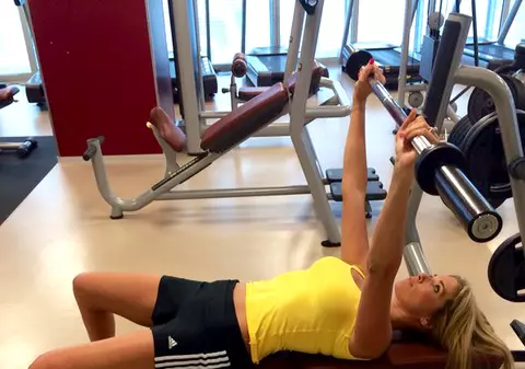 Cum se pregăteşte Ileana Badiu pentru maraton! Ce exerciţii face şi ce regim urmează!