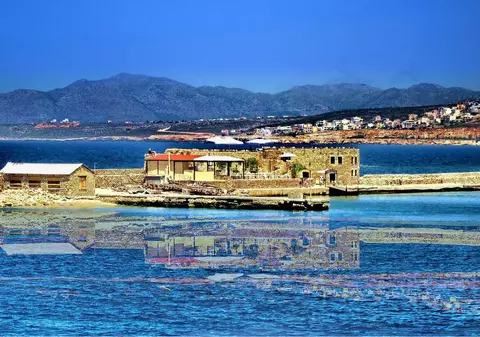 IDEI DE VACANŢĂ. Creta, întruchiparea bogăției și puterii elene