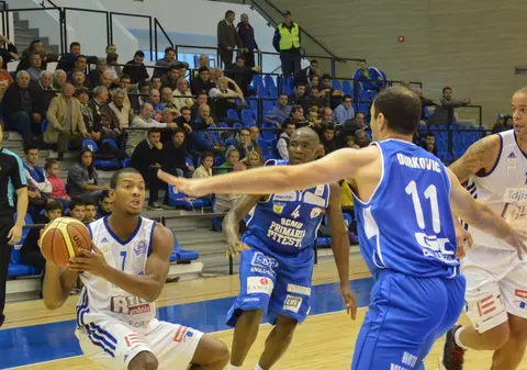 Ploieștiul a ”distrus” Oradea și e scor egal în ultimul act al campionatului