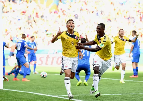 VIDEO / CM, Grupa C: COLUMBIA - GRECIA 3-0. Elenii, CĂLCAŢI ÎN PICIOARE