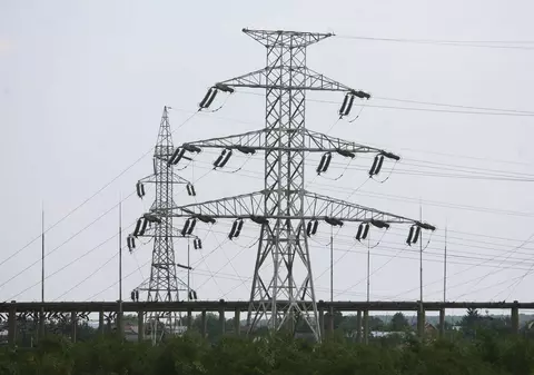 Reţeaua electrică a Europei ar putea exploda din cauza morilor eoliene