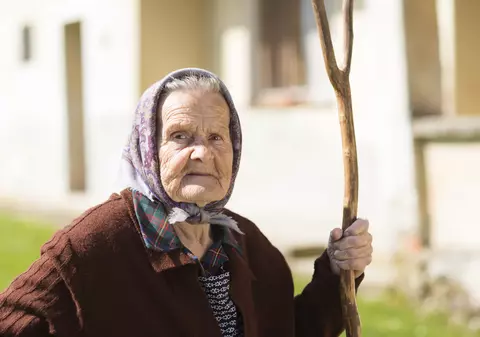 Primele semne ale demenţei Alzheimer