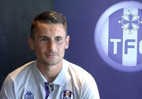 VIDEO / Dragoş Grigore s-a făcut de râs la Toulouse. Ascultă-i discursul într-o engleză "de baltă"