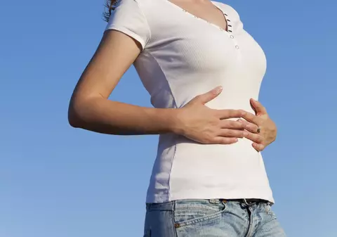 STUDIU ULUITOR! "Fluturii în stomac", simptom al unor BOLI GRAVE