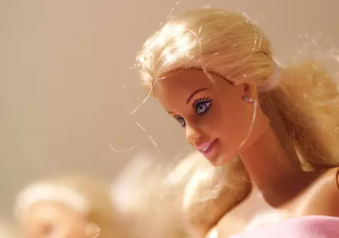 JUCĂRII şi produse pentru COPII CONTRAFĂCUTE, descoperite într-un TIR venit din CHINA pentru un magazin românesc