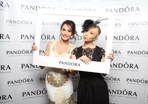 Diamantele fac ravagii printre vedete! Loredana Popescu şi Xonia au gusturi scumpe! 