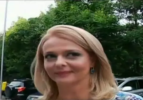 Iuliana Marciuc VREA SĂ PLECE DIN România