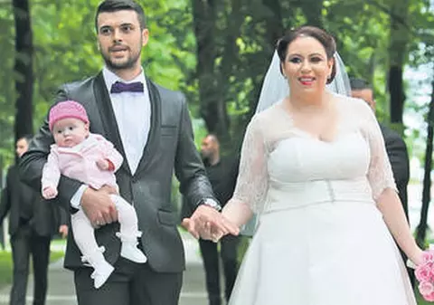 FIICA OANEI ROMAN, o PRINŢESĂ în MINIATURĂ! IMAGINI INCREDIBILE de la BOTEZUL MARIEI ISABELA! | FOTO