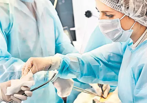 Operații amânate în spitale, din cauza lipsei dezinfectanților | ”Ne întoarcem la chirurgia secolului XVIII când se opera cu mâinile goale”