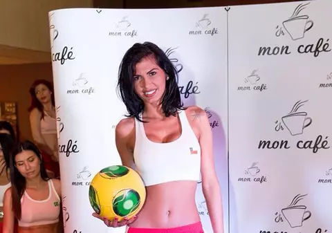 MĂDĂLINA PAMFILE, la meciul Brazilia-Croaţia! | FOTO