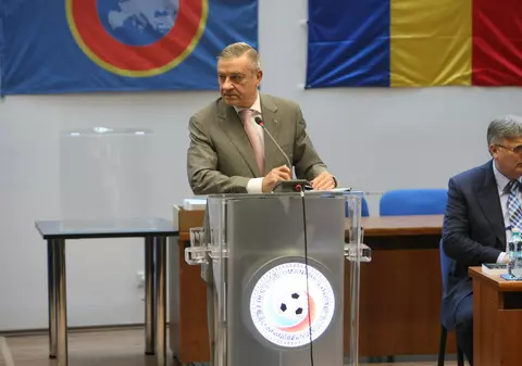 FRF continuă războiul cu Mircea Sandu: îl ține la poarta arenei!