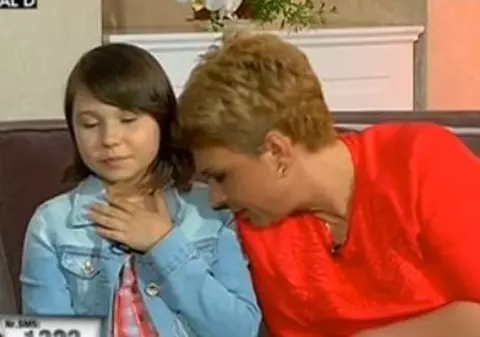 FATA lui TEO TRANDAFIR e GENIALĂ! DECLARAŢIILE ei TE VOR LĂSA CU GURA CĂSCATĂ! | FOTO