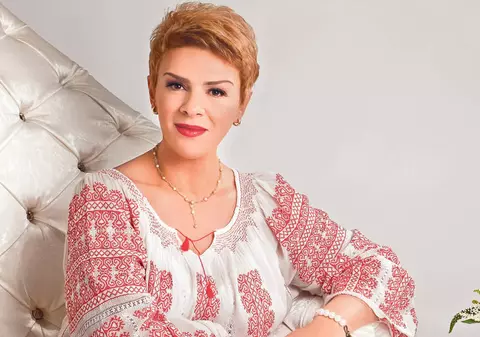 URAREA ŞOCANTĂ pe care Teo Trandafir a primit-o de ziua ei: "Să intri cât mai târziu la MENOPAUZĂ!" Cine a zis asta