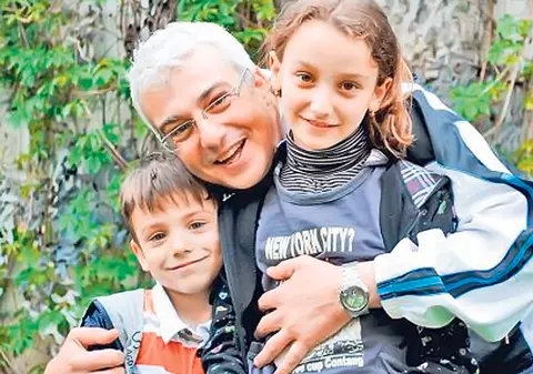 O NOUĂ LOVITURĂ PENTRU CĂTĂLIN CRIȘAN după DIVORȚ!