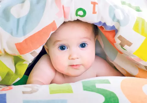 Tu ţi-ai lăsa bebeluşul la creşă?