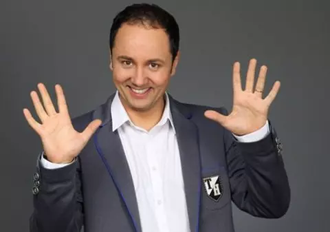 MĂRUŢĂ sare ÎN SUS de BUCURIE! POATE să IA din nou LEGĂTURA cu FANII LUI!