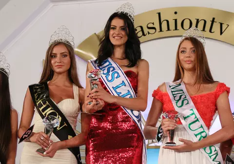 MISS LITORAL 2014: O moldoveancă e «frumoasa mării» | GALERIE FOTO