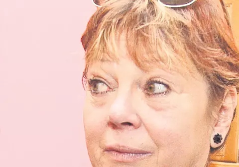 Anca Pandrea a renunţat la sinucidere