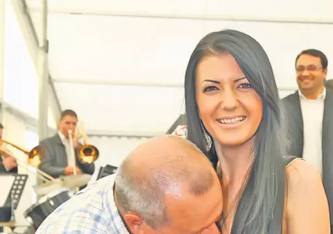 Ţânţăreanu are interdicţie la chefurile cu tinerele