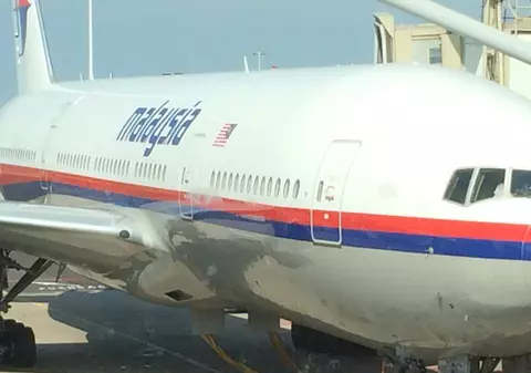 IREAL! Ce a POSTAT pe Facebook unul dintre pasagerii din AVIONUL PRĂBUŞIT, chiar înainte să MOARĂ