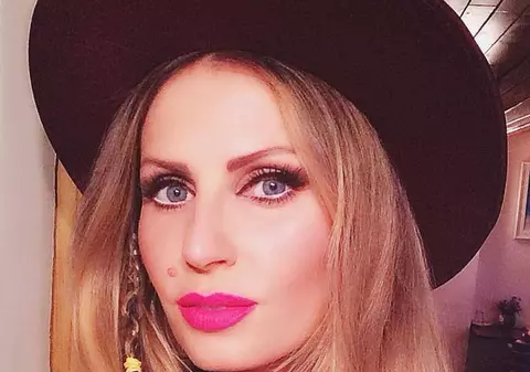 ANDREEA BĂNICĂ SUTĂ la SUTĂ NATURALĂ! Uite CUM ARATĂ NEMACHIATĂ!