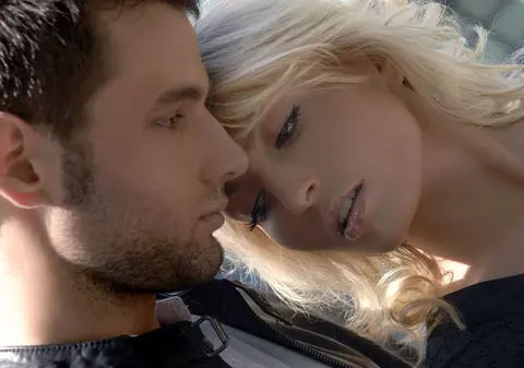 De ce le plac femeilor bărbaţii cu barbă