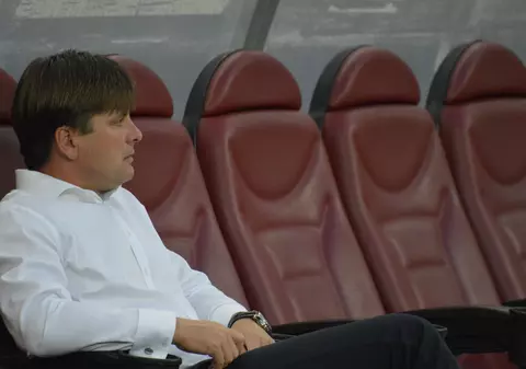 Lovitură de teatru! Cehul Dusan Uhrin jr. nu mai vine la ”stegari”