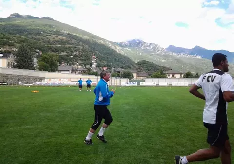 VIDEO / Gică Hagi face spectacol la antrenamentele echipei sale