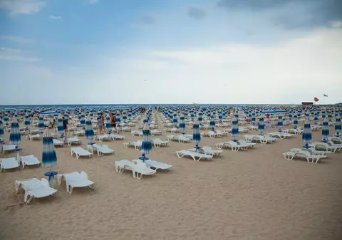 IDEI DE VACANŢĂ. Între atracţii turistice şi plajă în Albena