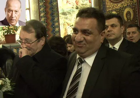 DAN VOICULESCU ar fi dat UN MILION DE EURO CLANULUI lui BERCEA MONDIAL, pentru a-l atrage pe MIRCEA BĂSESCU în SCANDAL