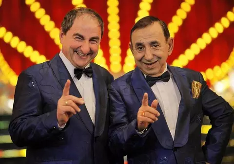 Ce PĂSTREAZĂ cu SFINŢENIE VASILE MURARU de la NAE LĂZĂRESCU!