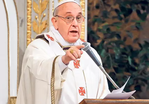 VESTE BUNĂ pentru AMANTELE prelaţilor! Ce SPUNE PAPA Francisc despre CELIBATUL preoţilor