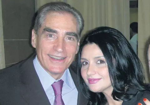 CADOU FABULOS, PRIMIT de PETRE ROMAN, de la SOŢIA SA