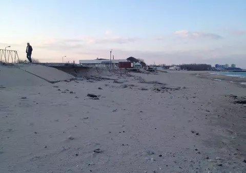 DESCOPERIRE MACABRĂ la MAMAIA! TÂNĂR din BUCUREŞTI, GĂSIT MORT pe PLAJĂ!