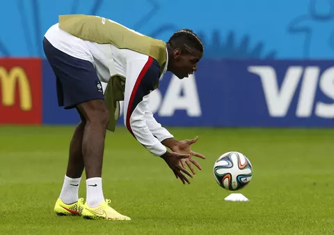 Euro 2016. Francezii îl calcă în picioare pe Pogba! ”L′Equipe” i-a dat o notă umilitoare! VIDEO