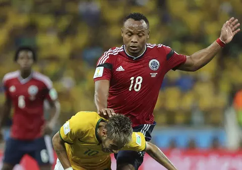 AMUZANT! Lovitura columbianului Zuniga asupra lui Neymar, parodiată pe rețelele de socializare!