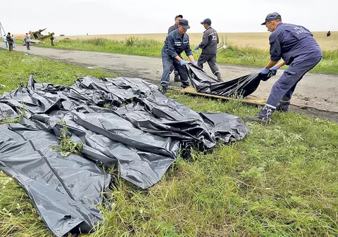 Au fost identificate 127 de victime ale zborului MH17
