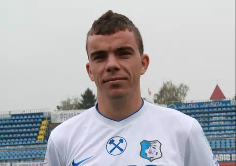 Dan Nistor a terminat-o cu Evian. Antalyaspor sau Petrolul? Selymes confirmă că aduce un ”mijlocaș român foarte bun”