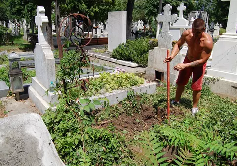 Szobi Cseh va fi CONDUS duminică pe ultimul drum. LOCUL unde cascadorul va fi ÎNMORMÂNTAT | FOTO