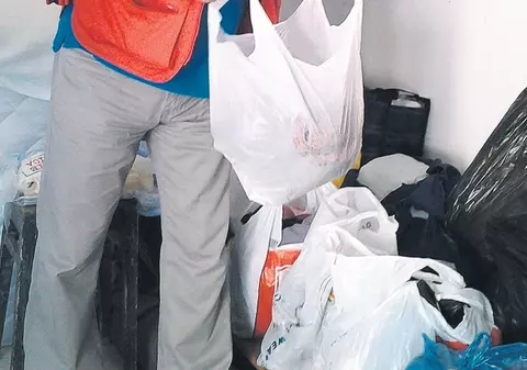 Dar din dar se face... că uită! La Galați abia s-au strâns câteva pungi de mâncare pentru sinistrați