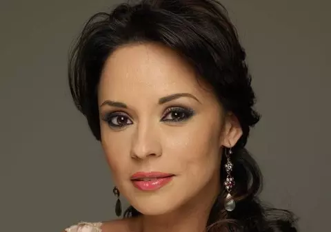 Grădina Andreei Marin S-A TRANSFORMAT! FOTO 