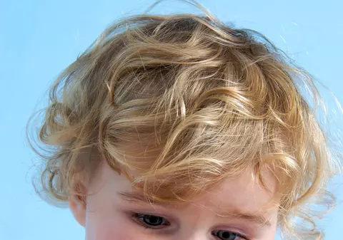 FLORIN TUDOSE despre copiii şi adolescenţii care ABUZEAZĂ de telefoane şi Internet