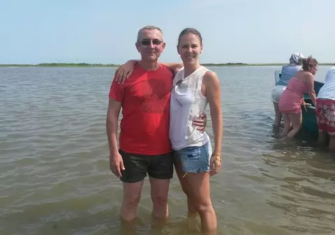 Ce BINE ARATĂ SOŢIA lui DAN TEODORESCU! SOLISTUL de la trupa TAXI şi IRINA, un CUPLU de VIS! | FOTO