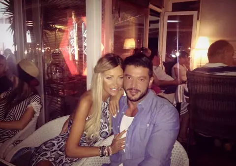 BIANCA DRĂGUŞANU şi VICTOR SLAV au dat-o pe FAŢĂ! CE GEST de IUBIRE AU FĂCUT ÎN PUBLIC? FOTO ÎN ARTICOL