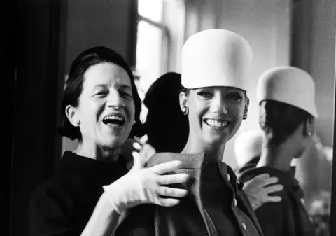 IMAGINI DE COLECŢIE! CELEBRE MODELE ale lumii, ATUNCI şi ACUM 