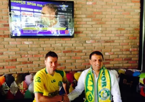 Marius Niculae, dat afară din Turcia fără să joace deloc. Motivele otomanilor