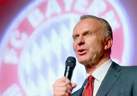 Colosul Rummenigge, pus la colț de șefii Borussiei:  ”Să învețe să își țină gura!"